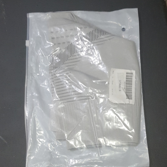 New Womens Squat Proof Seamless Workout Shorts - Picture 2 of 3